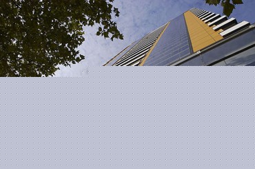 370x246-Solaranlagen-Helene-Weigel-Platz-1.jpg