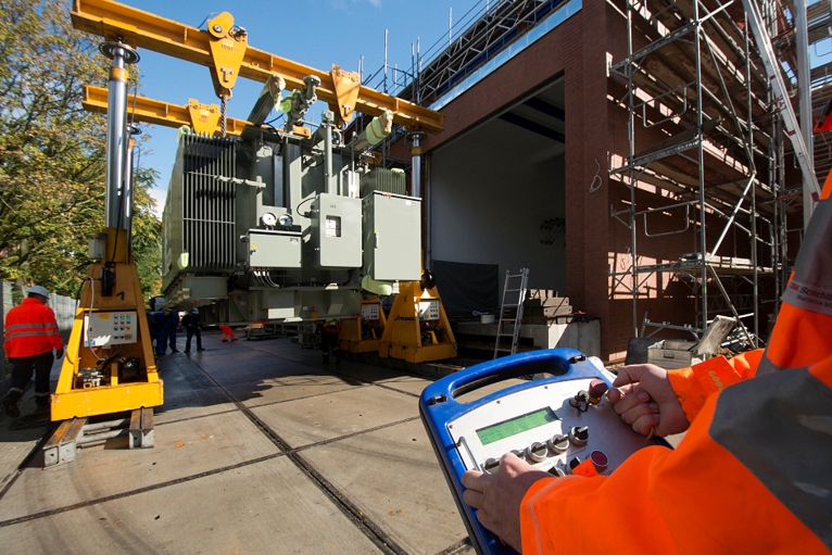 Transformer delivery to Britz substation